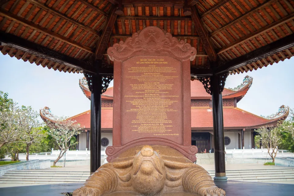 Xưởng đá và khu trưng bày
