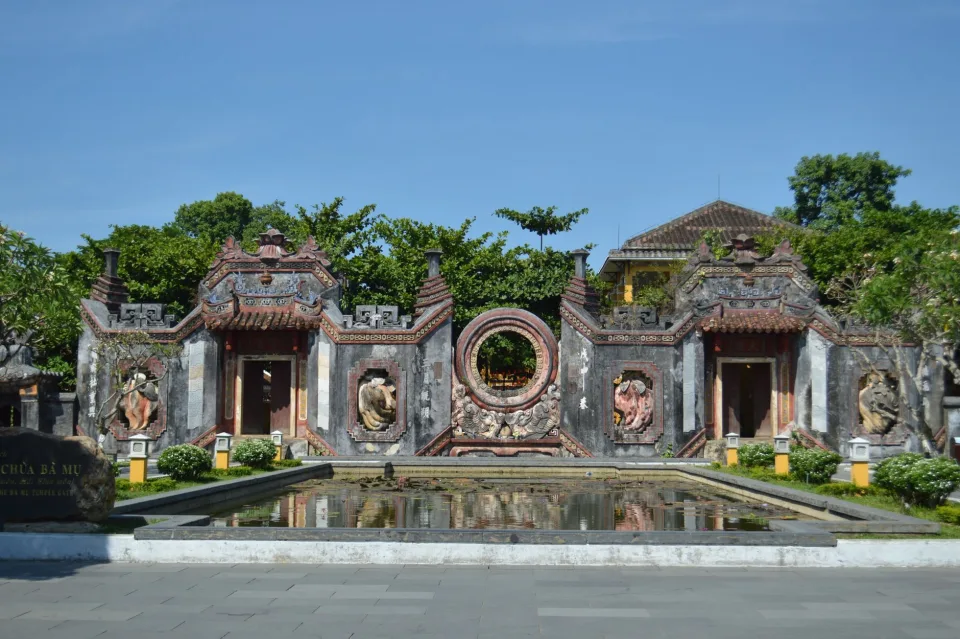 Đá mỹ nghệ trang trí sân vườn